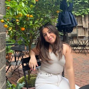 Meet your Posher, Sofia